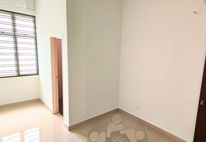 Austin Residence @Taman Mount Austin