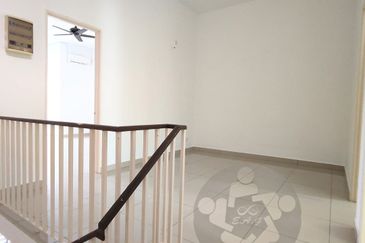 Austin Residence @Taman Mount Austin