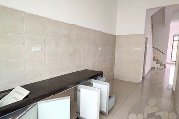 Austin Residence @Taman Mount Austin