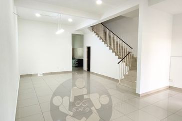 Austin Residence @Taman Mount Austin