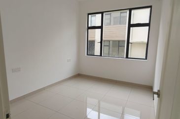 Laman Harmoni @ Country Garden Central Park