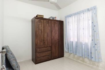 Taman Flora Heights Flat