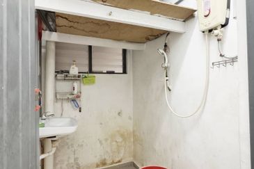 Taman Flora Heights Flat