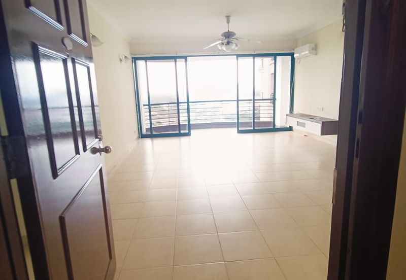 The Straits View, Bandar Baru Permas Jaya