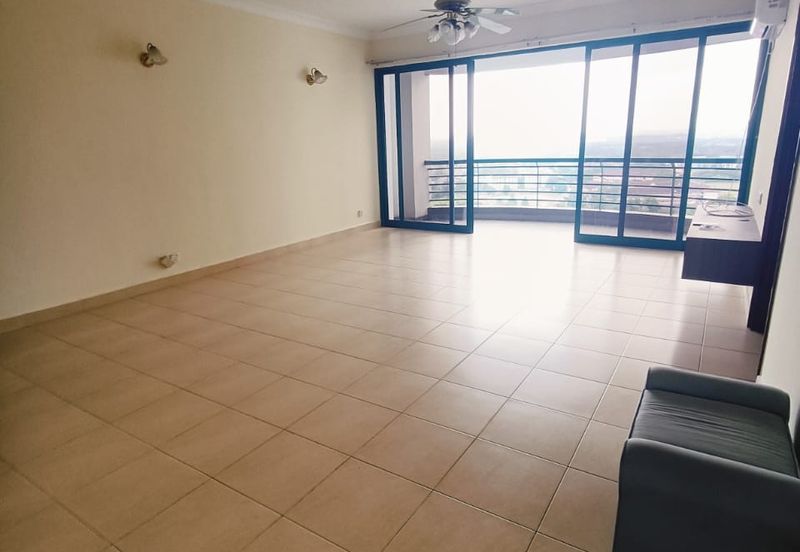 The Straits View, Bandar Baru Permas Jaya