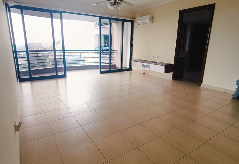 The Straits View, Bandar Baru Permas Jaya