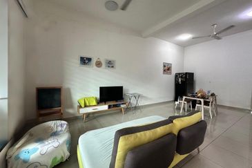 Austin Residence @Taman Mount Austin