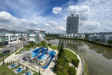 D'Lagoon, Taman Seri Austin