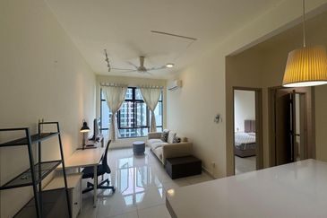 D'Summit Residences @ Kempas Utama