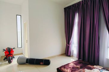 Plenitube Harp @ Taman Desa Tebrau