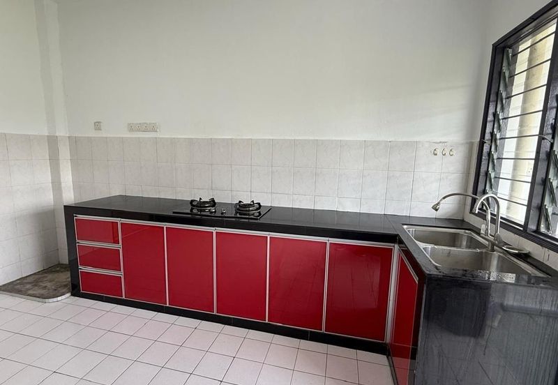 Lily & Jasmine Apartment