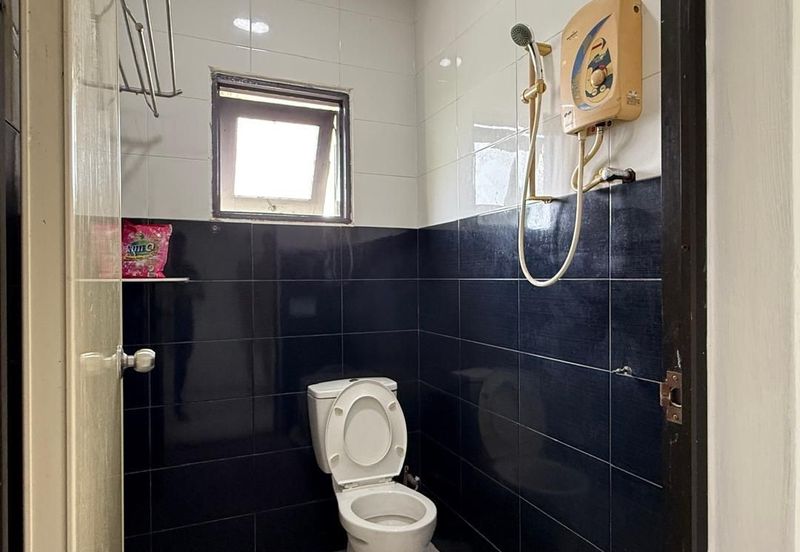 Lily & Jasmine Apartment