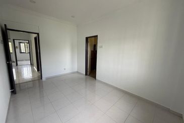 Lily & Jasmine Apartment