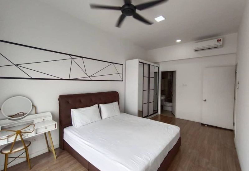 The WaterEdge Apartments