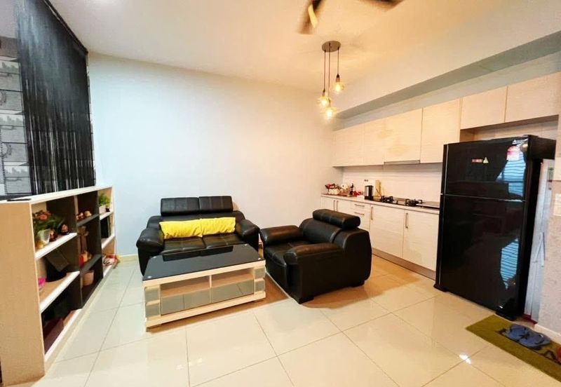 Dedaun Hijau (Greenfield Regency)