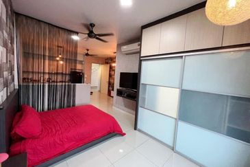 Dedaun Hijau (Greenfield Regency)