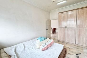 Pangsapuri Orchid View Luxury Apartment