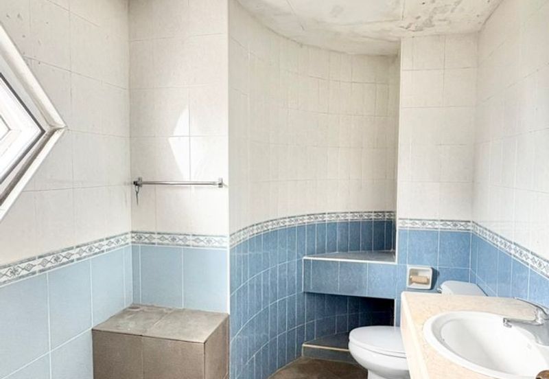 Pangsapuri Orchid View Luxury Apartment