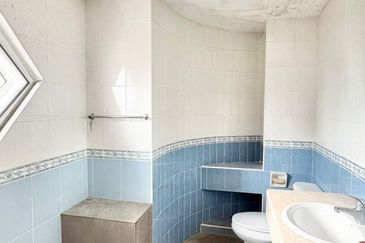 Pangsapuri Orchid View Luxury Apartment