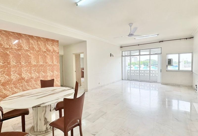 Pangsapuri Orchid View Luxury Apartment