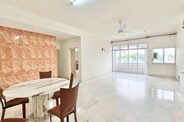 Pangsapuri Orchid View Luxury Apartment