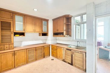 Pangsapuri Orchid View Luxury Apartment