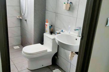 SKS Habitat Apartment, Larkin