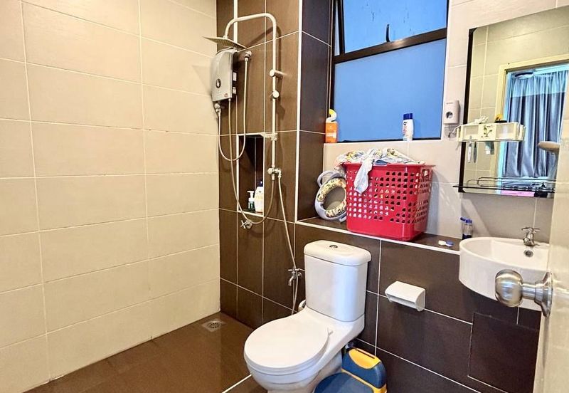 Seri Austin Luxury Apartment