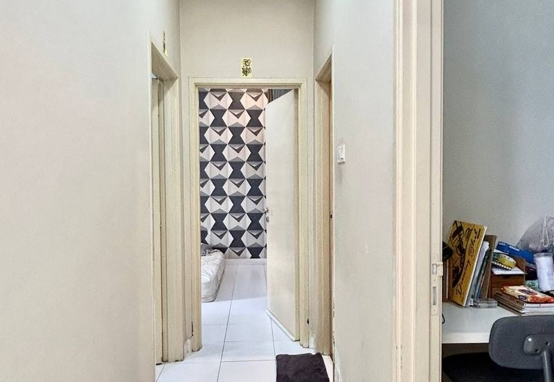 Seri Austin Luxury Apartment