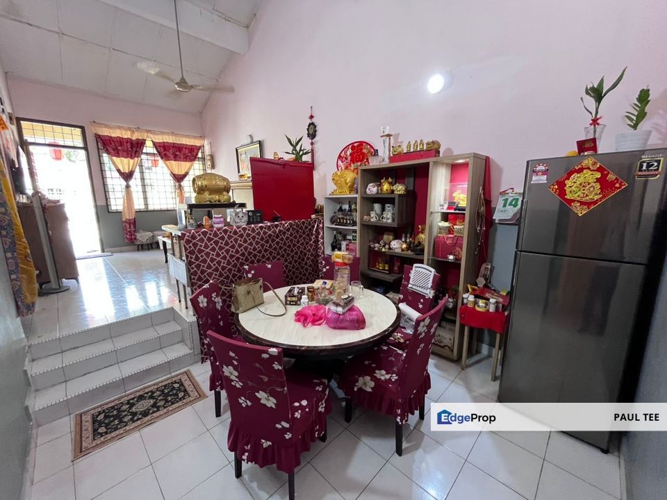 Taman Rinting - 1 Storey Terrace House For Sale, Johor, Masai