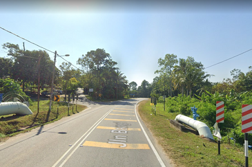 Bangi Strategic Commercial Land For Sale