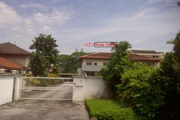 Jalan Gerbang Ampang Hilir 