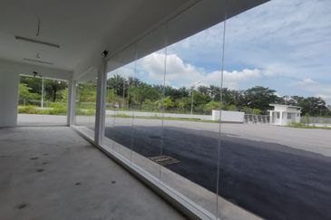 Single Storey Detached Factory for Rent