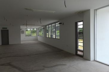 Single Storey Detached Factory for Rent