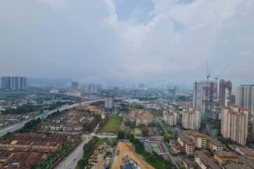 The MET Corporate Towers