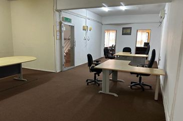 Pusat Perniagaan Seri Utama, Section 5, Kota Damansara Office Space For Rent