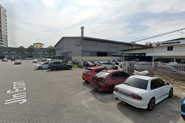 KL Warehouse in Close Proximity to KLCC