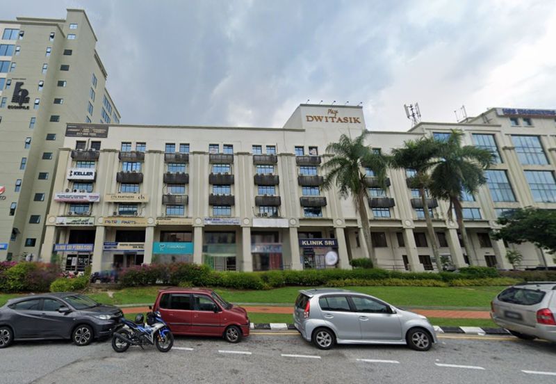 Plaza Dwitasik Shop Lot For Rent