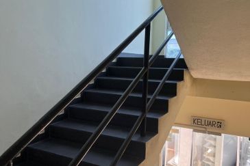 Puchong Taman Industri Meranti Permai, Factory + Office for Rent