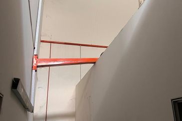 Puchong Taman Industri Meranti Permai, Factory + Office for Rent