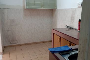 Bayu Tasik 2 Condo @ Bandar Tasik Permaisuri For Rent