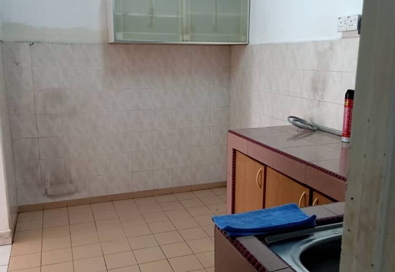 Bayu Tasik 2 Condo @ Bandar Tasik Permaisuri For Rent