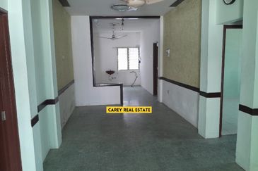 Commercial Bungalow in PJ For Sale