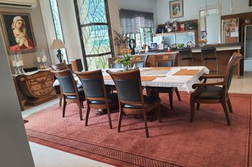 Petaling Jaya, Seksyen 5 , 2 Storey Bungalow For Sale