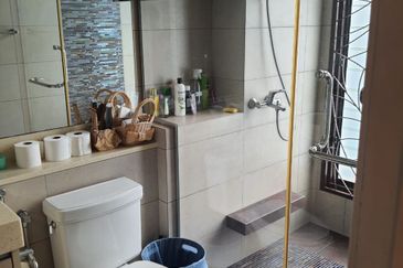 Petaling Jaya, Seksyen 5 , 2 Storey Bungalow For Sale