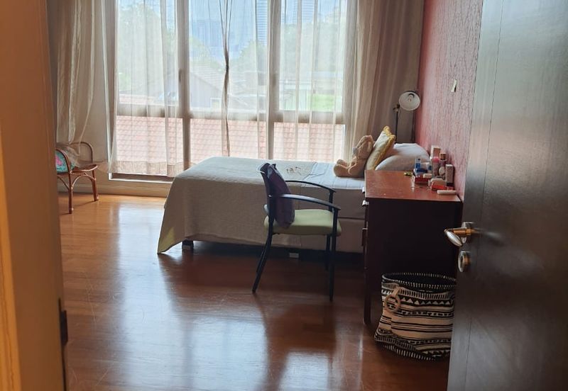 Petaling Jaya, Seksyen 5 , 2 Storey Bungalow For Sale