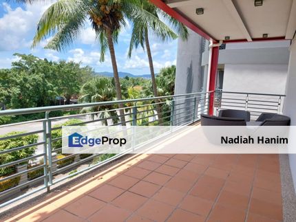 Large shaded terrace and balconies, great facilities, excellent location, Kedah, Langkawi