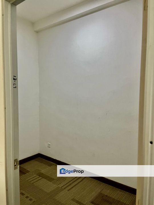 Cova Square Kota Damansara 3 rooms soho for sale at roi of 6%, Selangor, Kota Damansara