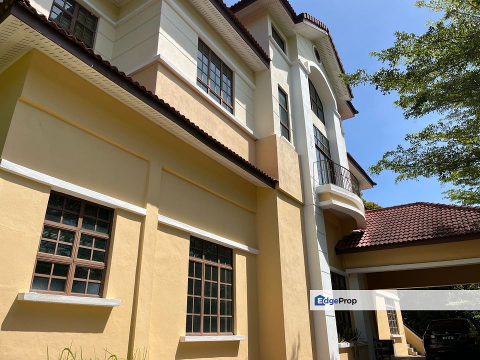 Bungalow with country living ambience in city centre, Selangor, Sungai Buloh