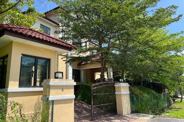 Sungai Buloh Country Resort